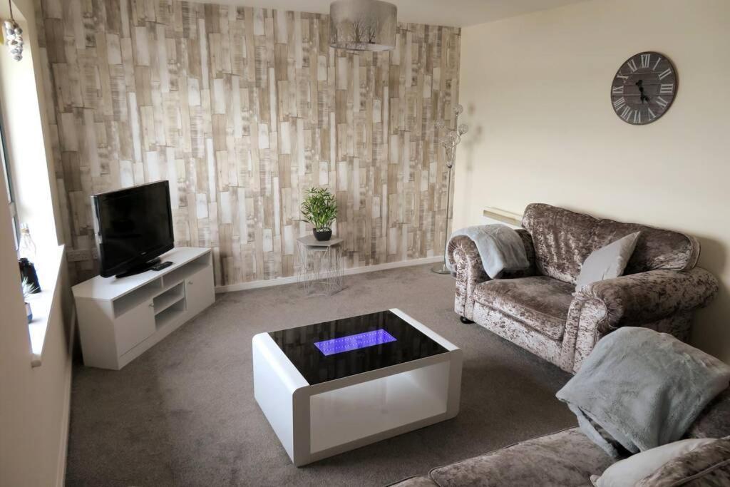 Home From Home With Fantastic Views 2 Runcorn Exterior photo